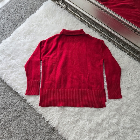 Lucky Brand mock neck tunic sweater. color: tango red. Size Medium. New.Like a - Picture 5 of 9